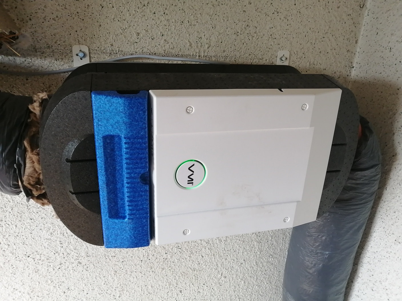 installation d'une ventillation mécanique insufflée pour ventiler et éliminer les moisissures